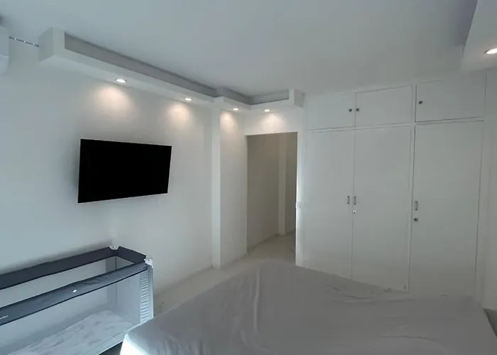 شقة A010-superbe Refait A Neuf Proche Croisette