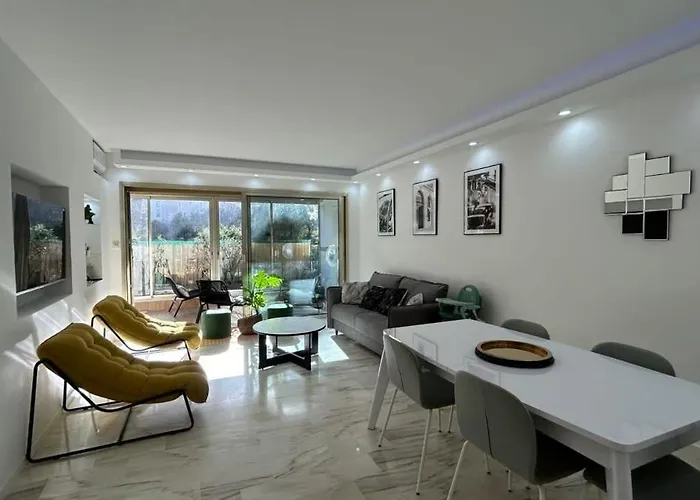 شقة A010-superbe Refait A Neuf Proche Croisette *