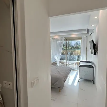 Apartmán A010-superbe Refait A Neuf Proche Croisette *